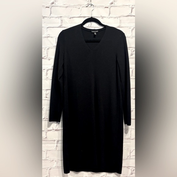 Eileen Fisher 100% Extra Fine Merino Wool Dress Size Small - Picture 1 of 5